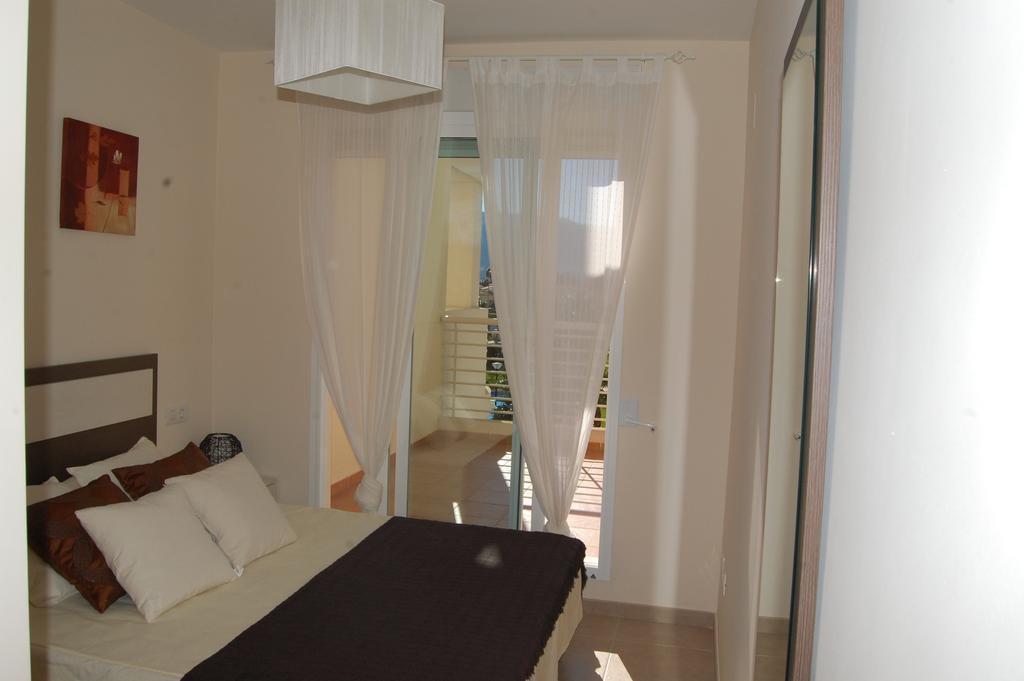 Coll Verd Apartment Denia Rum bild